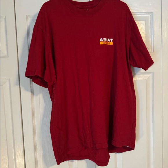 Ariat Red Short Sleeve Tee - Picture 1 of 3